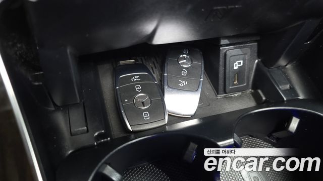 Mercedes-Benz GLC-Class (X253) GLC300 4MATIC 2020 — фото 35