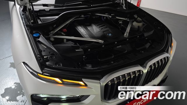 BMW X7 (G07) xDrive 40i M Sport 6STR 2024 — фото 6