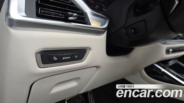 BMW X7 (G07) xDrive 40i M Sport 6STR 2024 — фото 28