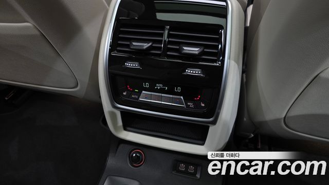 BMW X7 (G07) xDrive 40i M Sport 6STR 2024 — фото 36