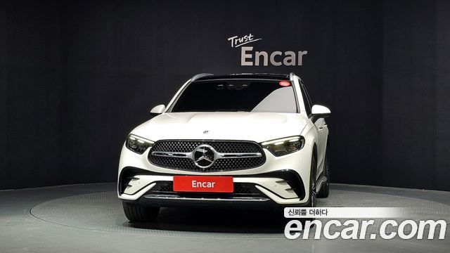 Mercedes-Benz GLC-Class (X254) GLC300 4MATIC AMG Line 2024 — фото 3
