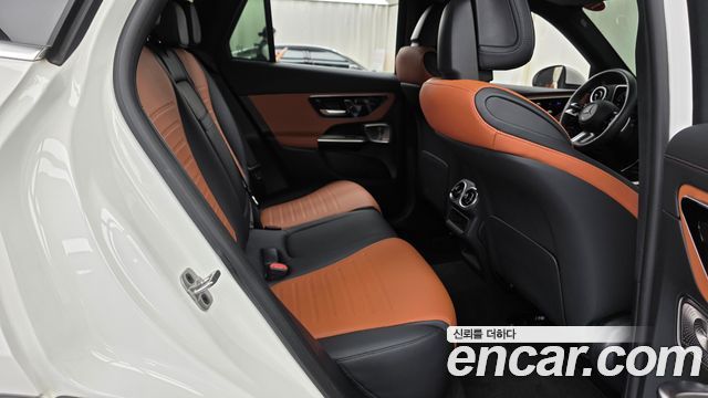 Mercedes-Benz GLC-Class (X254) GLC300 4MATIC AMG Line 2024 — фото 11