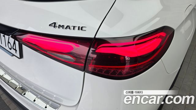 Mercedes-Benz GLC-Class (X254) GLC300 4MATIC AMG Line 2024 — фото 23