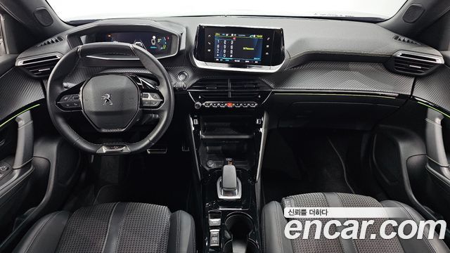 Peugeot e-2008 (II) EV GT 2022 — фото 7