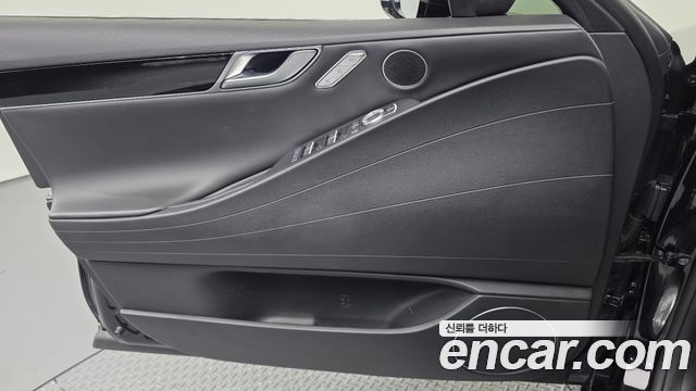 Genesis G80 (RG3) Gasoline 3.5 Turbo AWD 2024 — фото 24