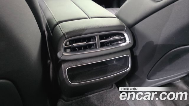 Genesis G80 (RG3) Gasoline 3.5 Turbo AWD 2024 — фото 30