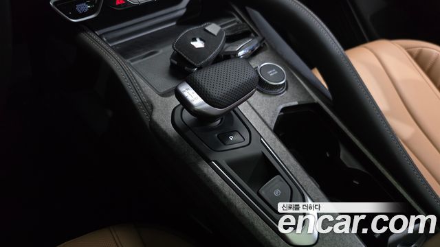 Renault Korea Filante 1.5 E-Tech Iconic 2WD 2027 — фото 9