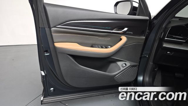 Renault Korea Filante 1.5 E-Tech Iconic 2WD 2027 — фото 24