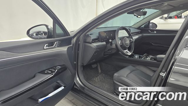 Kia K5 (III) 2.0 Noblesse 2025 — фото 10