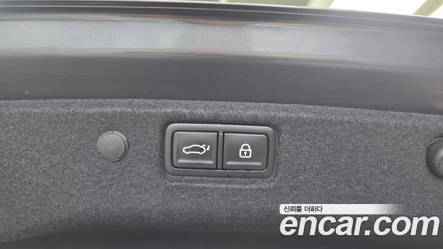 Kia K5 (III) 2.0 Noblesse 2025 — фото 19