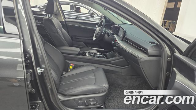 Kia K5 (III) 2.0 Noblesse 2025 — фото 26