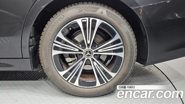 Mercedes-Benz E-Class (W214) E200 Avantgarde 2025 — фото 21