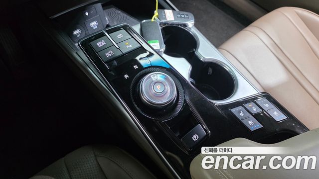 Kia K8 2.5 Gasoline 2WD Noblesse 2022 — фото 9