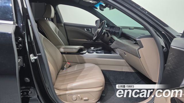 Kia K8 2.5 Gasoline 2WD Noblesse 2022 — фото 11