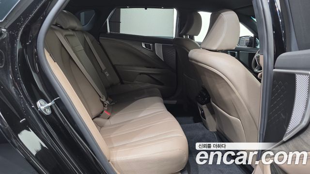 Kia K8 2.5 Gasoline 2WD Noblesse 2022 — фото 12