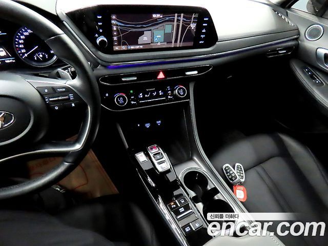Hyundai Sonata (DN8) 2.0 Premium Plus 2022 — фото 17