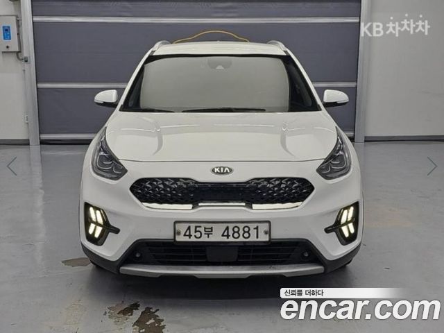 Kia Niro 1.6 HEV Noblesse Special 2020 — фото 2