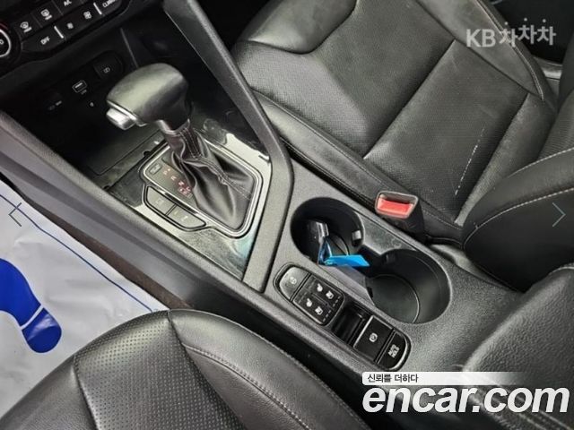 Kia Niro 1.6 HEV Noblesse Special 2020 — фото 19