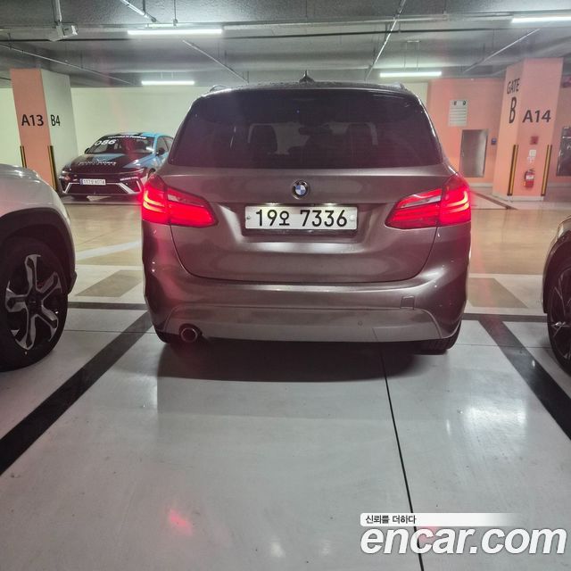BMW 2 Series Active Tourer (F45) Luxury 2015 — фото 4