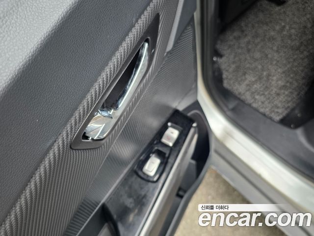 KG Mobility (SsangYong) Tivoli Air Diesel IX 2WD 2018 — фото 17