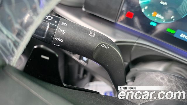 Hyundai Santa Fe (MX5) HEV 1.6 4WD Calligraphy 2024 — фото 29