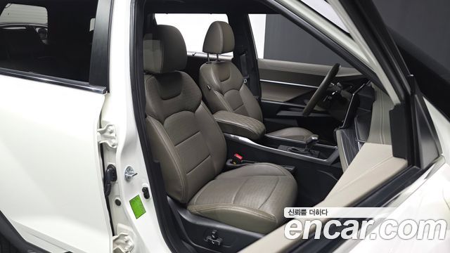 KG Mobility (SsangYong) Torres Gasoline 1.5 4WD T7 2023 — фото 26