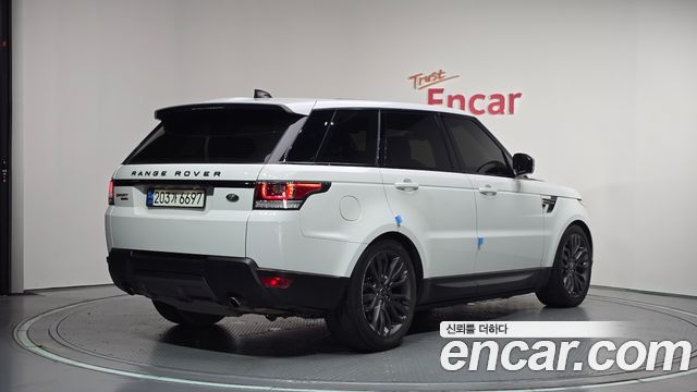 Land Rover Range Rover Sport (II) 3.0 SDV6 HSE Dynamic 2017 — фото 2