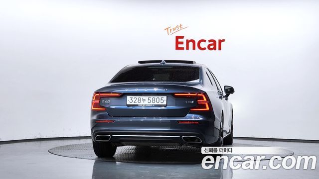 Volvo S60 (III) T5 Inscroption 2020 — фото 4