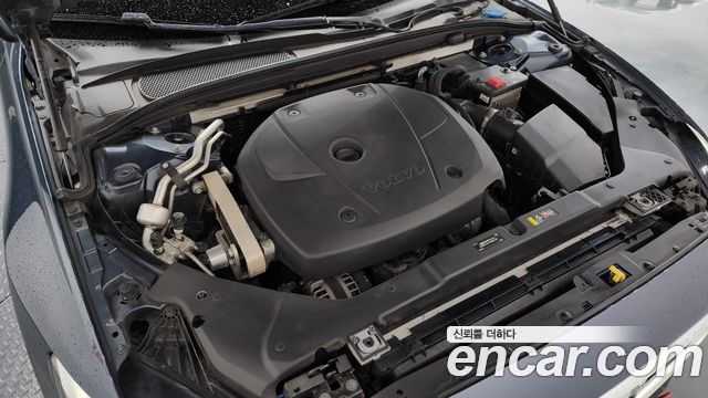 Volvo S60 (III) T5 Inscroption 2020 — фото 6