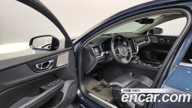 Volvo S60 (III) T5 Inscroption 2020 — фото 10