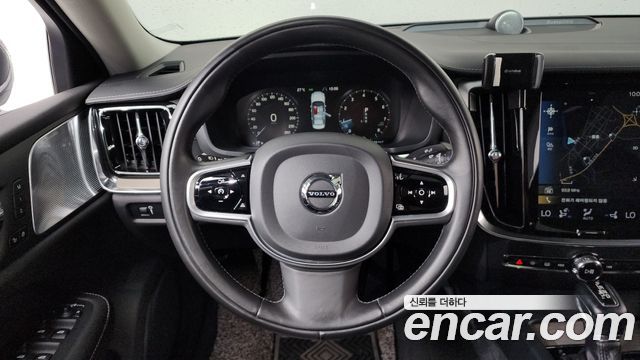 Volvo S60 (III) T5 Inscroption 2020 — фото 13