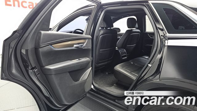 Cadillac XT5 3.6 Platinum 2018 — фото 12