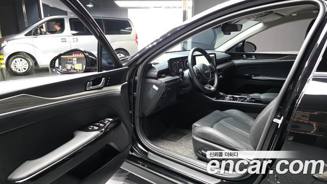 Kia K5 (III) 2.0 Noblesse 2025 — фото 10