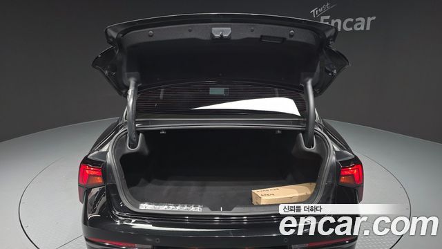 Kia K5 (III) 2.0 Noblesse 2025 — фото 20