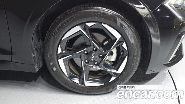 Kia K5 (III) 2.0 Noblesse 2025 — фото 21