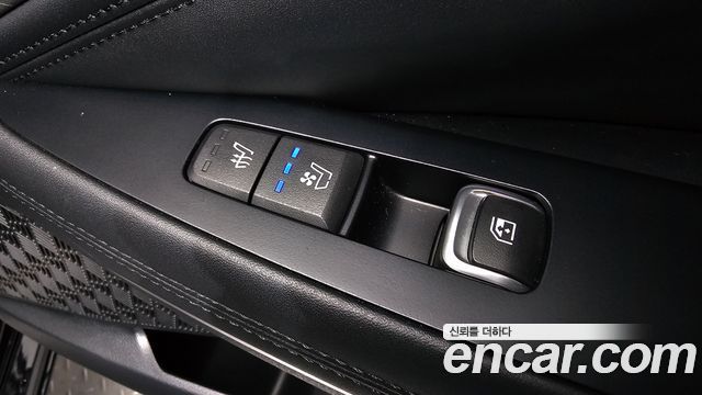 Kia K8 2.5 Gasoline 2WD Noblesse 2025 — фото 18