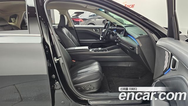 Kia K8 2.5 Gasoline 2WD Noblesse 2025 — фото 26
