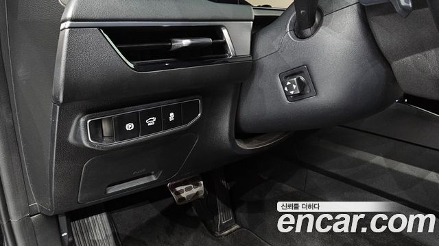 Kia K8 2.5 Gasoline 2WD Noblesse 2025 — фото 27
