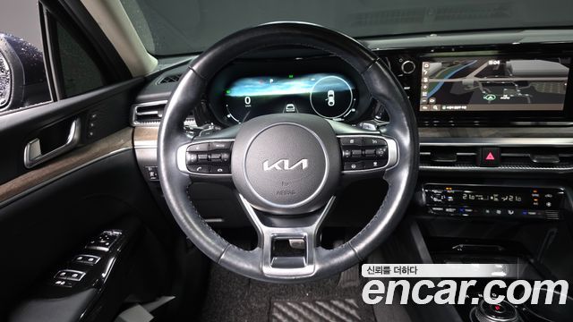 Kia K5 Hybrid (III) Signature 2022 — фото 13