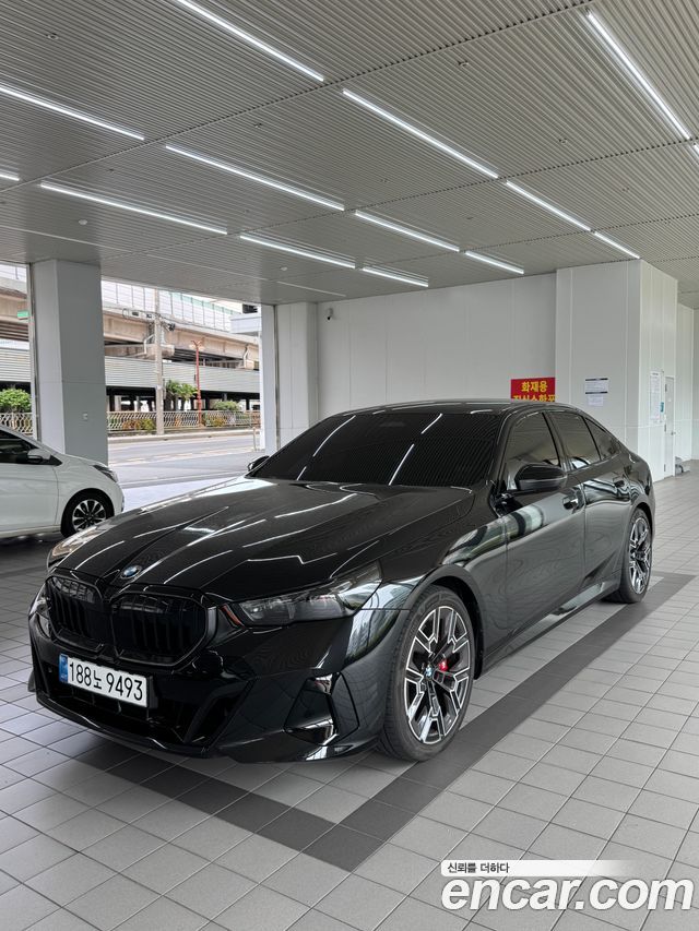 BMW 5 Series (G60) 530i xDrive M Sport Pro Special Edition 2026 — фото 3
