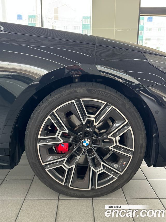 BMW 5 Series (G60) 530i xDrive M Sport Pro Special Edition 2026 — фото 4