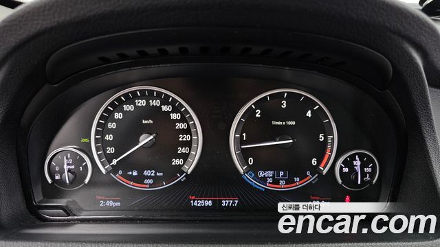 BMW 5 Series GT (F07) GT 30d xDrive 2013 — фото 8