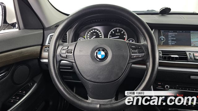 BMW 5 Series GT (F07) GT 30d xDrive 2013 — фото 17