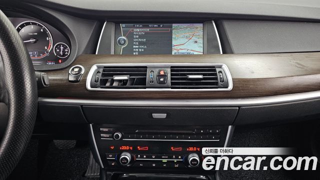 BMW 5 Series GT (F07) GT 30d xDrive 2013 — фото 20