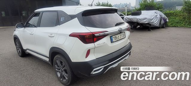 Kia Seltos Diesel 1.6 2WD Prestige 2021 — фото 3