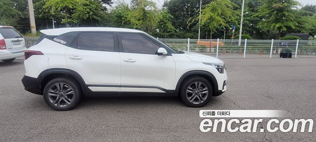 Kia Seltos Diesel 1.6 2WD Prestige 2021 — фото 6