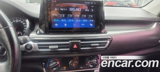 Kia Seltos Diesel 1.6 2WD Prestige 2021 — фото 10