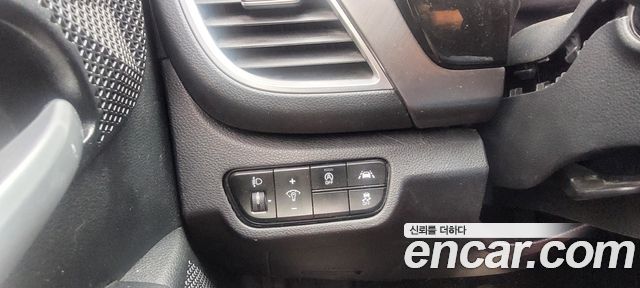 Kia Seltos Diesel 1.6 2WD Prestige 2021 — фото 18
