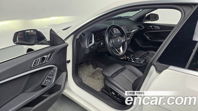 BMW 2 Series Gran Coupe (F44) 220i Advantage 2021 — фото 11