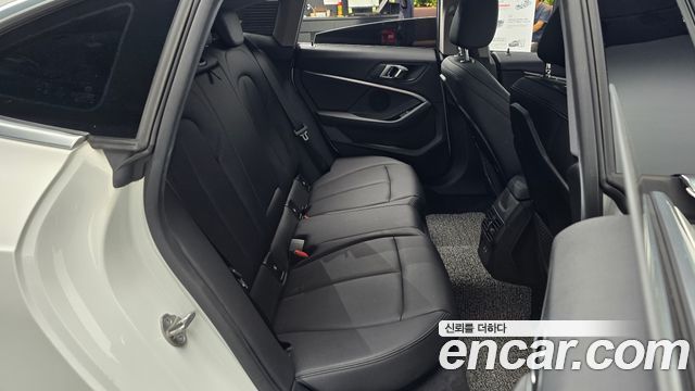BMW 2 Series Gran Coupe (F44) 220i Advantage 2021 — фото 26